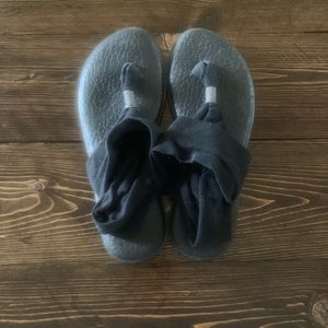Sanuk Black Sandals